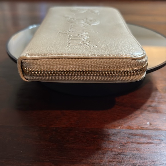 BVLGARI S.Bulgari Metallic Gold Leather Wallet - Picture 4 of 17